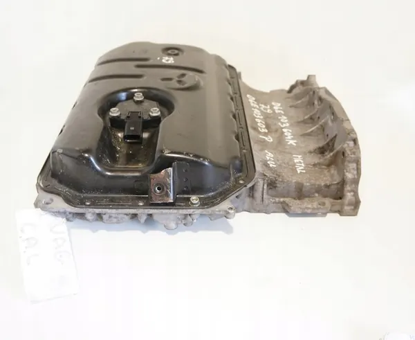 S4 B8 Oljetank 3.0 TFSI CGX OEM 06E103603P image 3