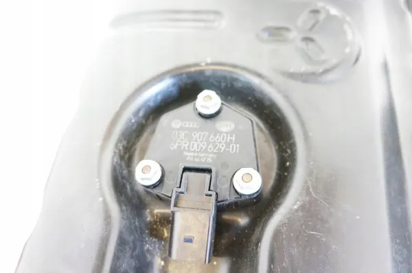 S4 B8 Oljetank 3.0 TFSI CGX OEM 06E103603P image 5