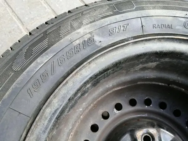 Reserverad OEM 19565R15 für Nissan Primera image 4