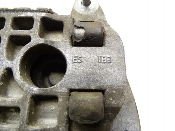 Support de boîte OEM 4F0399115AS pour Audi A6 C6 2.0 TDI image 9