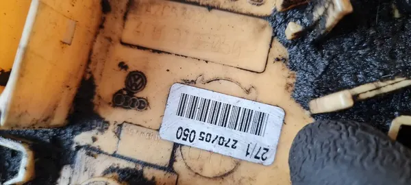 Bomba de Combustível Audi A6 C6 2.0 TDI 4F0919088P image 9