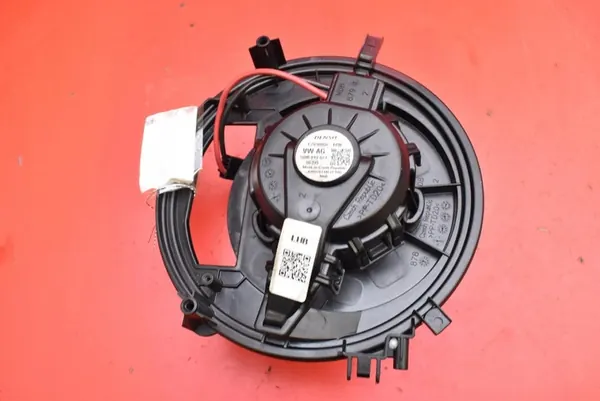 Motor de Ventilador VW Passat B8 Lift 2019-2021 5WB819021 image 2