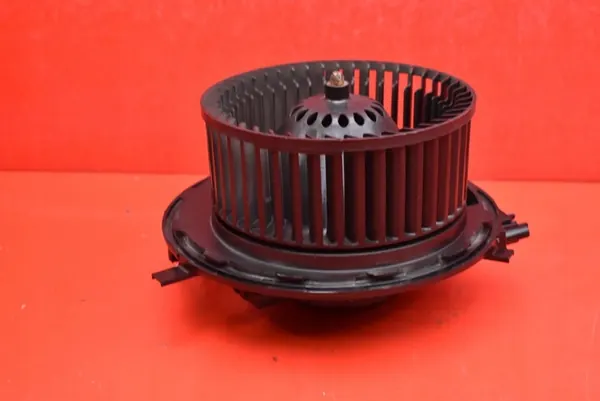 Motor de Ventilador VW Passat B8 Lift 2019-2021 5WB819021 image 8