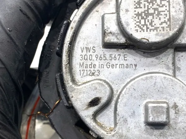 Pompe à eau OEM 3Q0965567E pour Skoda Octavia IV 2.0 image 5