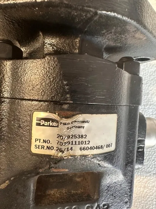 Pompe hydraulique Parker JCB 20/925382 image 3