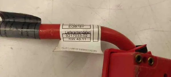 Positiver Anschluss BMW 7 (F01, F02) 3.0L Benzin image 4