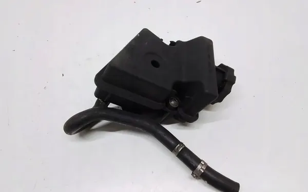 Réservoir direction assistée Mercedes-Benz OEM A0004601083 image 2