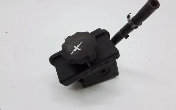 Réservoir direction assistée Mercedes-Benz OEM A0004601083 image 3