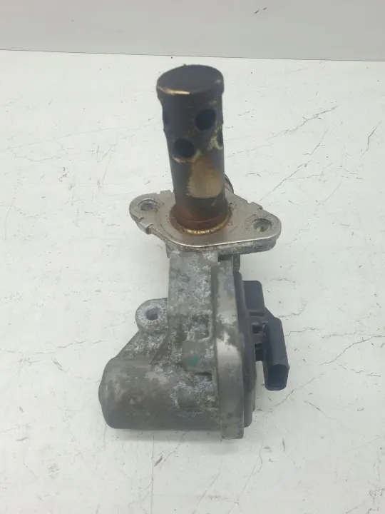 Pièce moteur Dodge Durango d'occasion OEM 161831026 image 3
