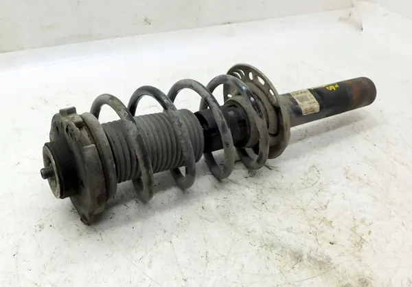 MacPherson-Voorvork Links OEM 3C0413031AB VW Passat image 3