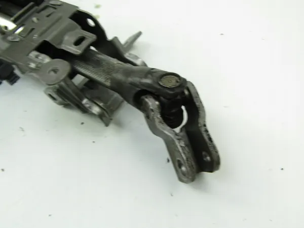 Nissan OE Ohjausakseli OEM AK-6-90124 image 3