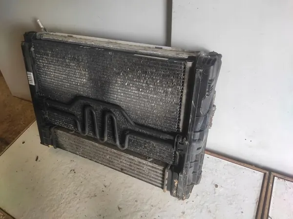 Conjunto de intercooler completo BMW e90 18d image 4