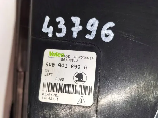 Lâmpada Halógena Esquerda SKODA FABIA III LIFT 18-21 OEM image 6