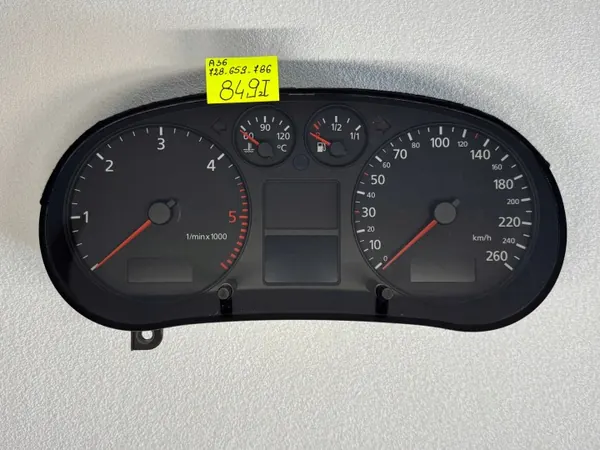 Audi A3 8L FL 1.8 Compteur 8L0920900N image 2
