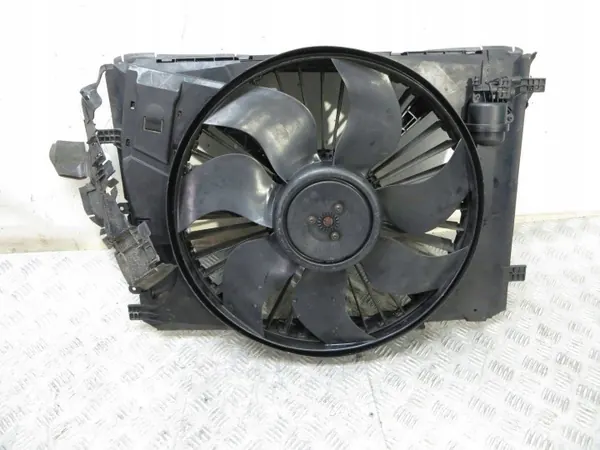 Radiatorventilator Mercedes-Benz OE A2045000393 - Gebruikt image 2