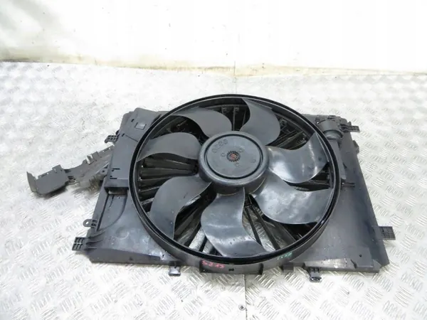 Radiatorventilator Mercedes-Benz OE A2045000393 - Gebruikt image 4