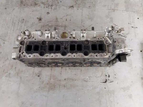 Mercedes Sprinter 2.2 CDI Cylinder Head R651016 image 10