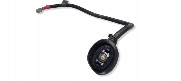 Terminal positivo BMW OEM 1029901 - Usado image 3