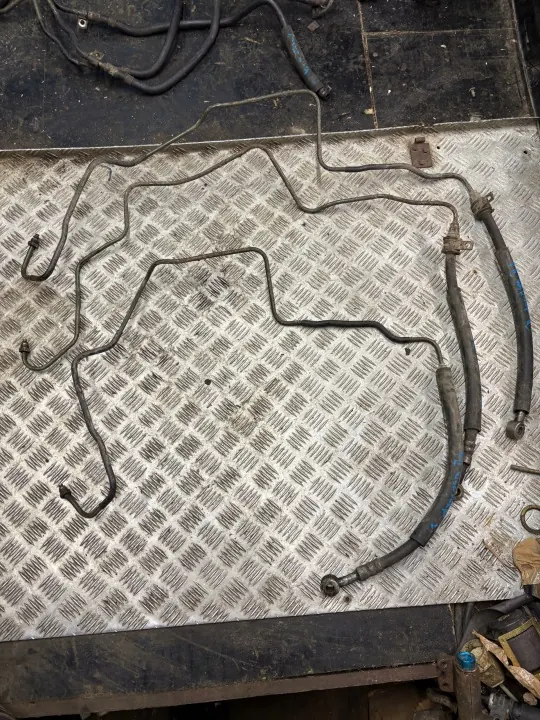 Flexible de direction OEM Mitsubishi pour Pajero II 2.5TD image 2