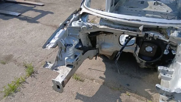 OEM LY7W Aleta delantera derecha para Audi A3 8P image 2
