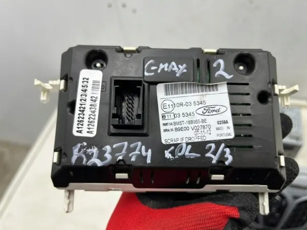 Radio Ford C-Max II OEM AM5T-18C815-GK Usado image 3