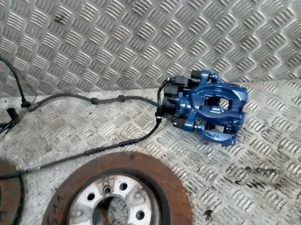 Discos & Pinças Travão BMW F40 Pacote OEM image 8
