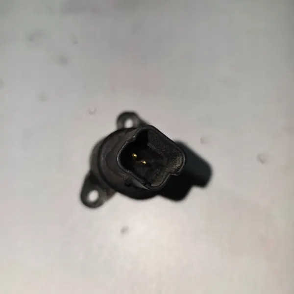 Soupape Peugeot OEM 0928400366 - État Utilisé image 3