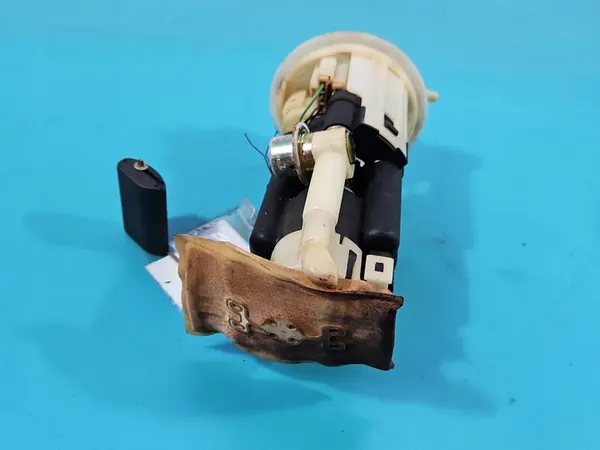 Bomba de combustível Hyundai Getz 1.1 OEM 31110-1C000 image 4