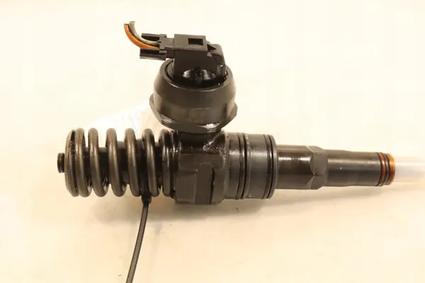 Insprutningspump OEM 0414720039 för Skoda Octavia I image 3
