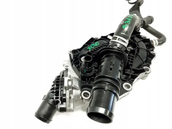 Vattenpump Termostat Volvo XC40 1.5 Turbo image 5