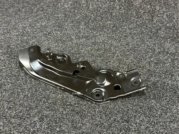 Vänster Framskärm Fäste VW Polo VI 2G 2G0806929D image 2