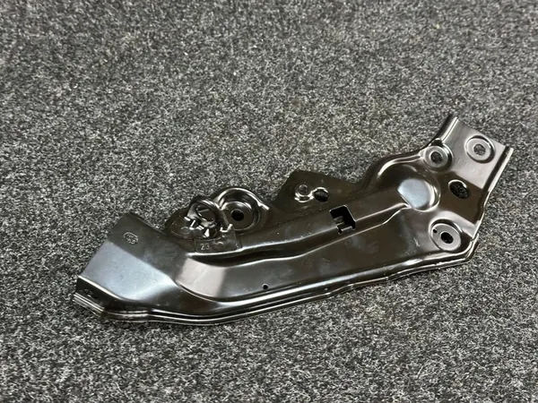 Vänster Framskärm Fäste VW Polo VI 2G 2G0806929D image 3