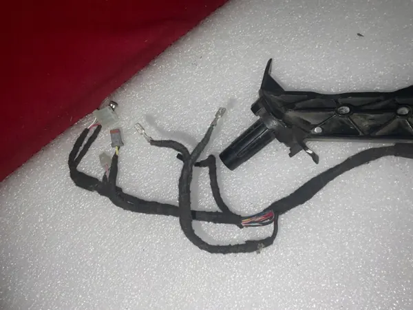 Porsche Macan 95B vasen peilin pohja OEM 95B857539 image 4