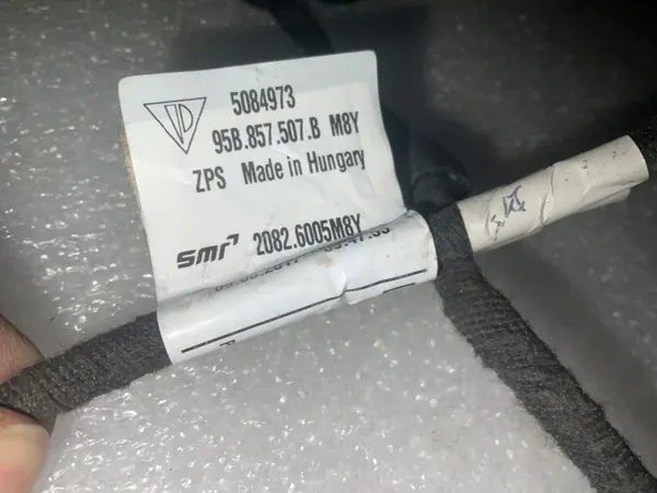 Porsche Macan 95B vasen peilin pohja OEM 95B857539 image 7