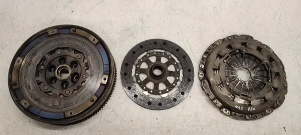 BMW Kaksimassaväkä image 2