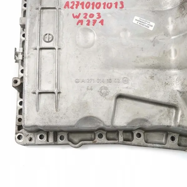 Mercedes-Benz W203 W211 M271 Oljetank A2710141002 image 2