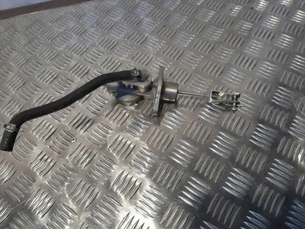 Subaru Impreza IV Kytkinkitti OEM ATV404 - Käytetty image 3