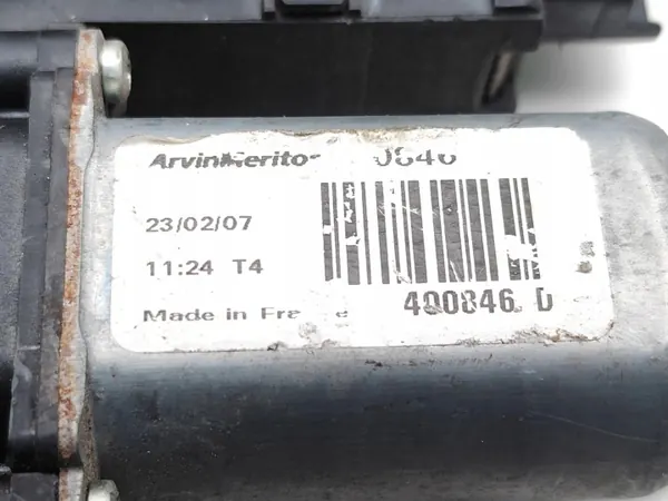 Nissan Pathfinder Fronttür-Fensterheber OEM 400846D image 7