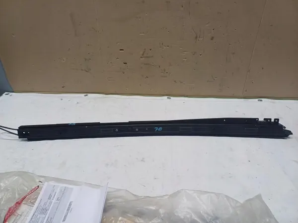 Takluckeguide OEM 0077368226 för Alfa Romeo Stelvio image 3