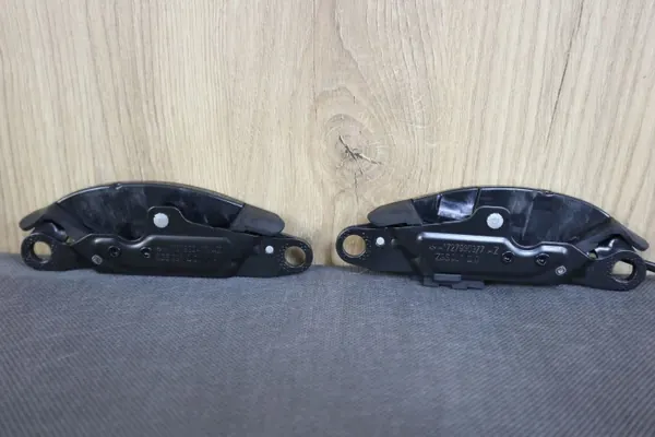 Mercedes SLK R172 taklås OEM A1727900377 image 2