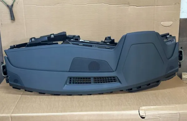 Tableau de bord Avant Audi e-tron OEM 4KL857001 image 2