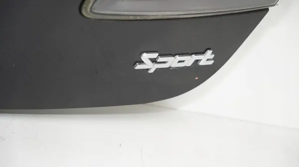 Puerta Trasera Mazda 3 BL 08-13 OEM 360197484 - Usado image 6