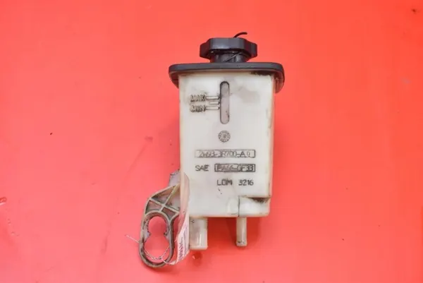Servobehälter OEM 2W93-3R700-AD Jaguar XJ image 2