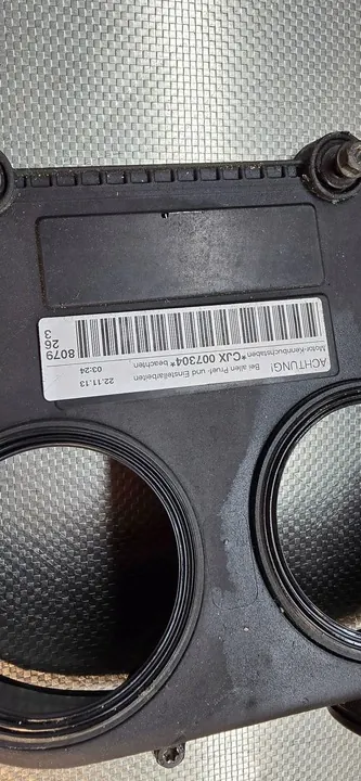 AUDI A3 S3 8V 2.0 TFSI CJX 2014 Täcklock 06K103269D image 3