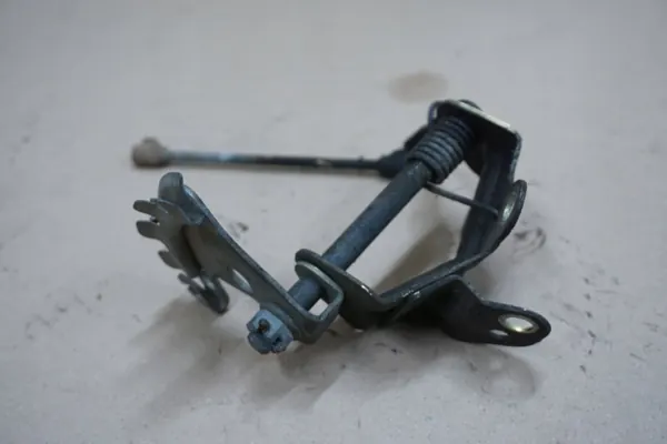Support de câble gaz OEM LJ70 - Toyota Land Cruiser 70 image 3