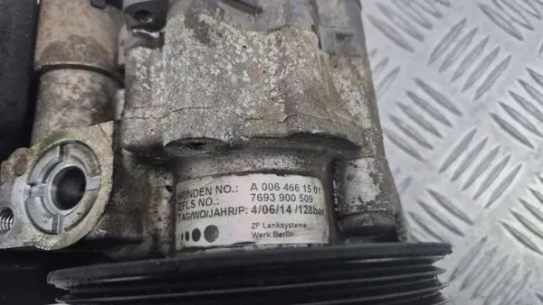 Mercedes servopump OEM A0064661501 - Begagnad image 6