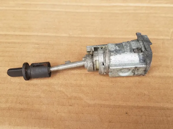 Slotsilinder OEM + 2 Sleutels - Audi A4 B8, A5 8T, Q5 8R image 7