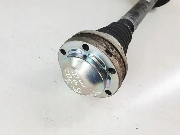 Volkswagen Passat CC 09r 3.6 V6 BWS Främre högra halvmuff image 2