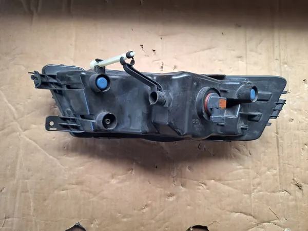 Farol Halógeno Direito Skoda Octavia III Kombi image 7