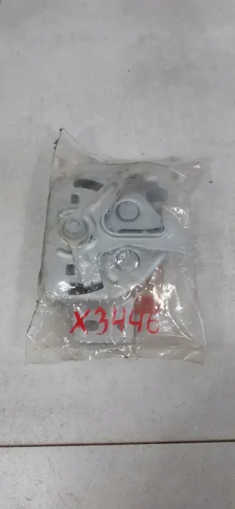 Suzuki Vitara Motorhaubenschloss OEM 82110-77E10 image 2